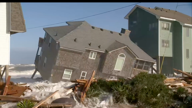 Eighth home collapses into ocean in Buxton, North Carolina on Oct. 2, 2025.